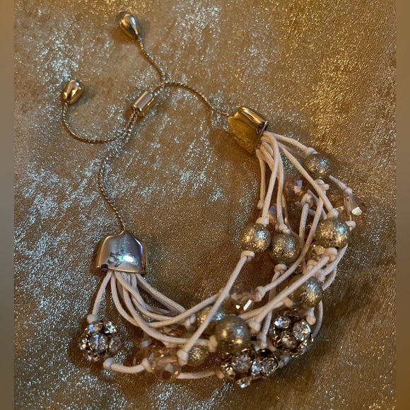 10 strand beaded bracelet. Gold hardware - Picture 2 of 6